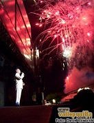 Presentador Gutiérrez y Fuegos Artificiales